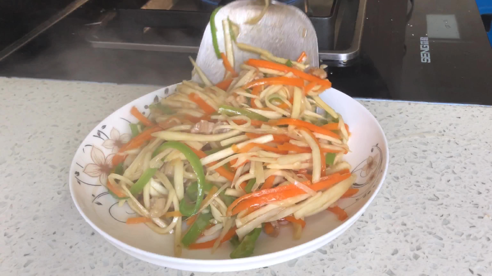 真是nice的茭白三丝好看好吃,赶快学起来